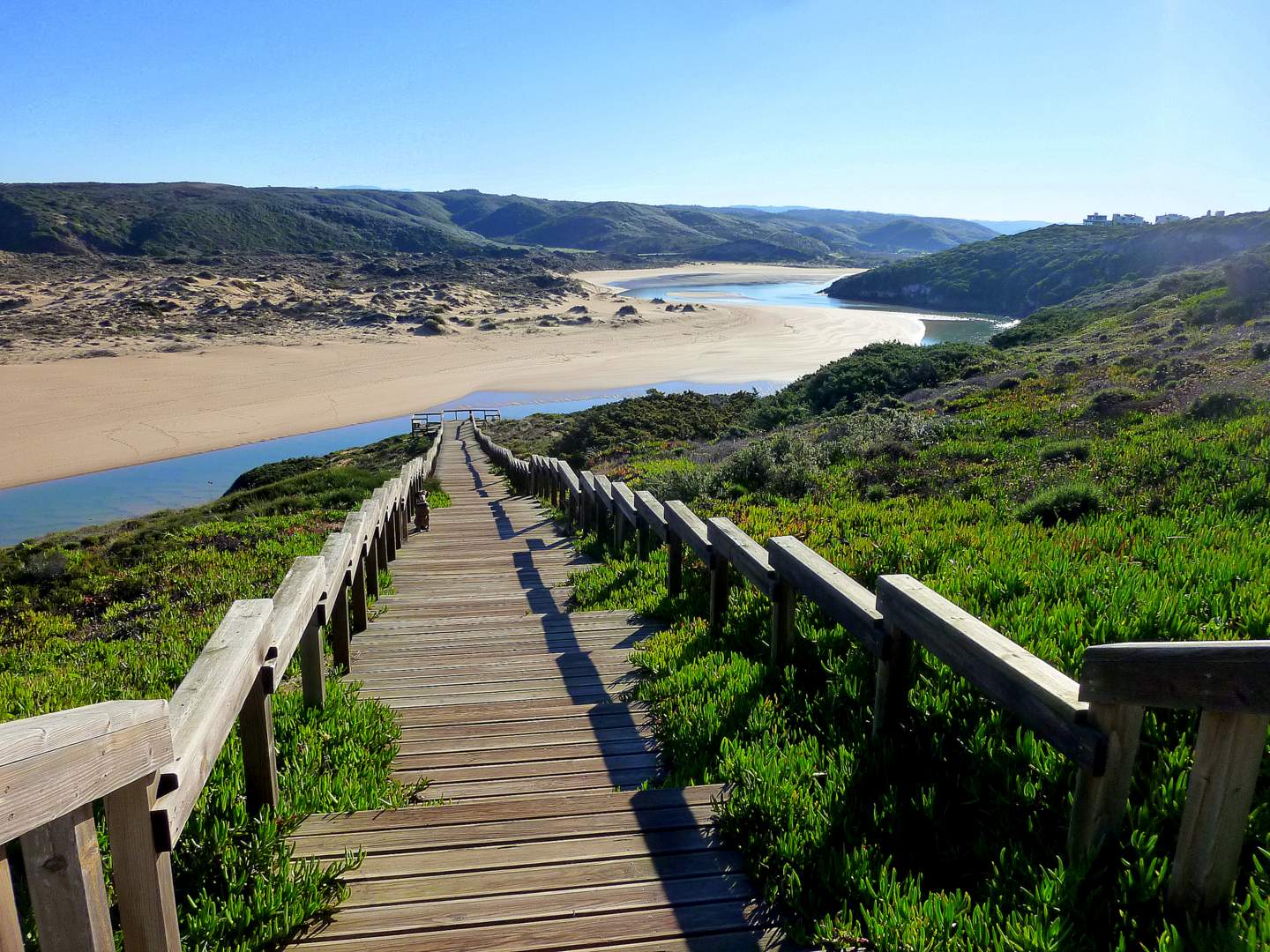 Praia da Amoreira: Ribeira de Aljezur